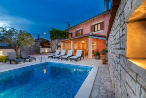 Casa Bepi - Ferienhaus mit Pool in ruhiger Lage